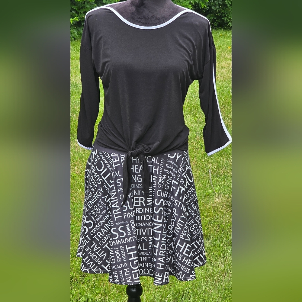Tennis Skirt  Nutrtion  XL
